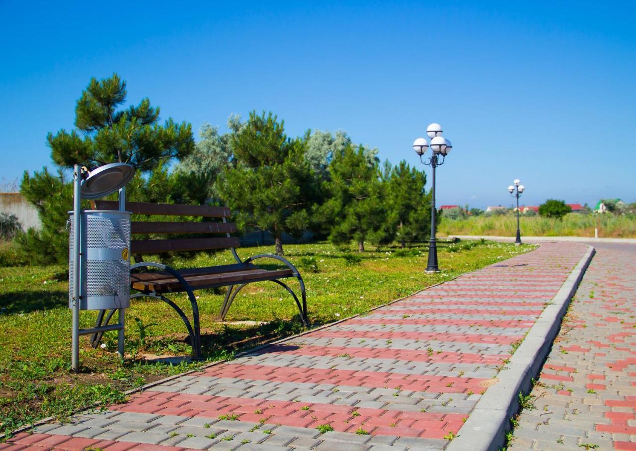 Hotel Promenad Затока Экстерьер фото